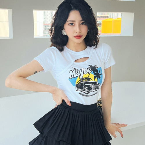 大卡车运小汽车