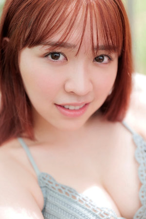 运输木头大卡车